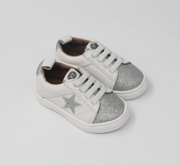 Low Top Sneakers - White / Glitter Star